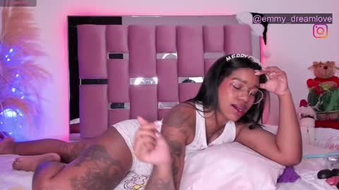 Emmy  online show from December 4, 7:28 am