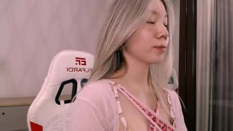 Cute Raby online show from December 19, 2:42 pm