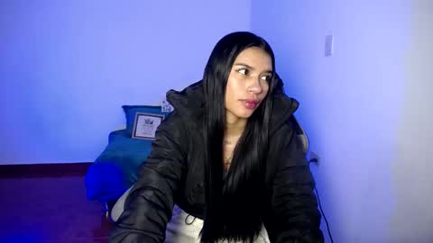 Snapshot of babenik_666 chatting on November 1, 1:10 am babenik_666 online show from November 1, 1:10 am