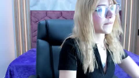 Maddie online show from February 21, 7:47 pm