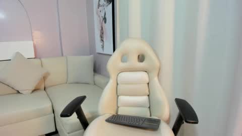 ANGEL online show from February 1, 3:27 am