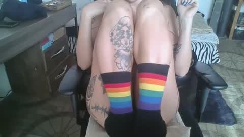 babydemon6 online show from October 14, 6:43 pm