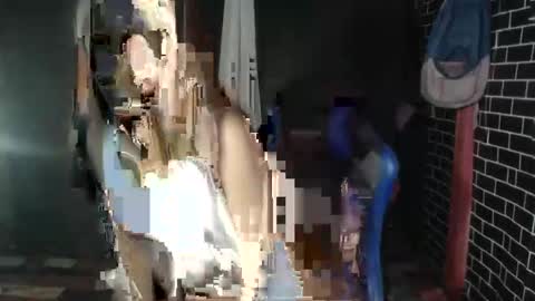 Snapshot of babyfloryn chatting on October 7, 6:51 am babyfloryn online show from October 7, 6:51 am