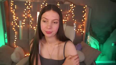 Lady Vi online show from May 7, 7:12 am