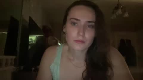 babypaige22 online show from April 5, 4:22 am