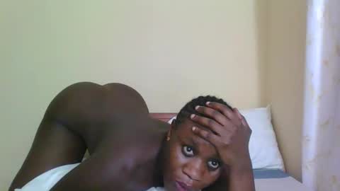 PRISCILLAH online show from April 12, 8:00 pm