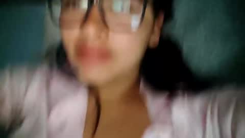 Snapshot of babyymango_ chatting on December 11, 5:53 am  Gisselle  online show from December 11, 5:53 am