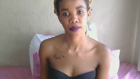 Snapshot of badkittylilyx chatting on September 11, 10:26 am Lily online show from September 11, 10:26 am