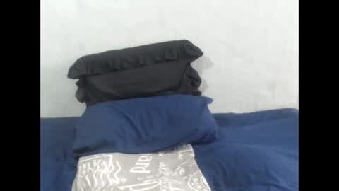 Snapshot of badkittylilyx chatting on October 18, 6:16 am Lily online show from October 18, 6:16 am