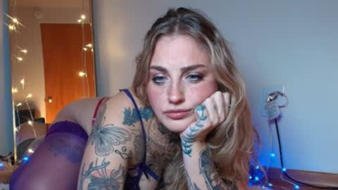 Bambi online show from October 26, 7:04 am