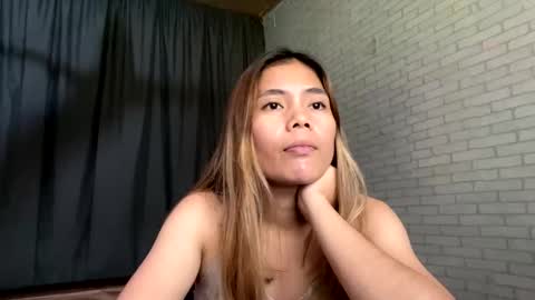 Snapshot of baolilai24 chatting on January 24, 3:00 am raquel online show from January 24, 3:00 am