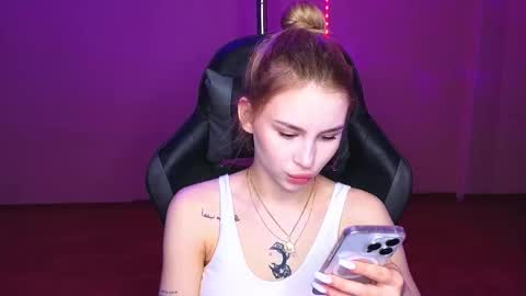 Eva online show from March 4, 1:17 pm