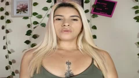 barbiie_98 online show from May 20, 12:24 pm