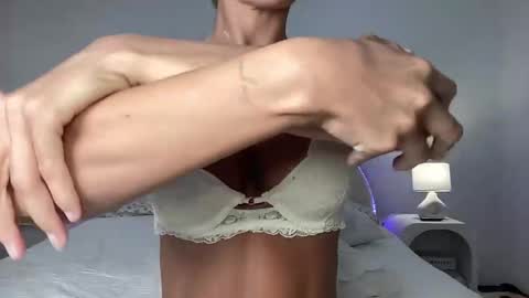 Bree online show from March 10, 10:25 pm