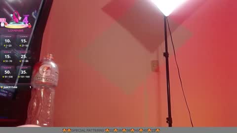 Snapshot of bdsmelapetite chatting on October 5, 5:56 am Ela online show from October 5, 5:56 am