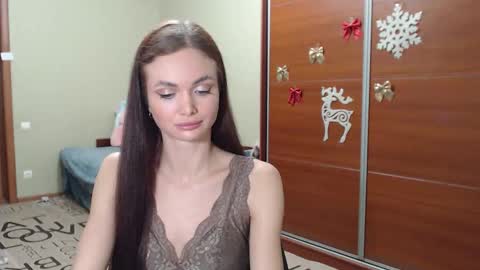 Maria online show from February 14, 2:30 pm