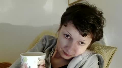 Raluca online show from February 16, 7:14 pm