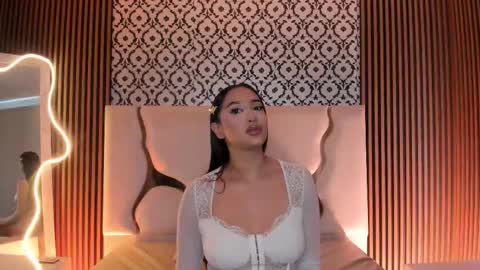 BELLA online show from February 27, 1:00 pm