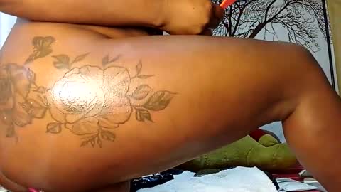 beencee2 online show from December 29, 2:42 pm