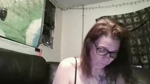 beesmithfield online show from May 2, 6:11 pm