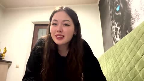 Hanna here Welcome  online show from April 20, 6:00 pm