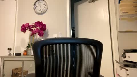 bella_dulce online show from January 31, 8:01 pm