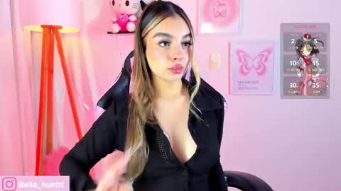 Snapshot of bella_hunteer chatting on October 10, 7:13 am bella igbella hunttt online show from October 10, 7:13 am