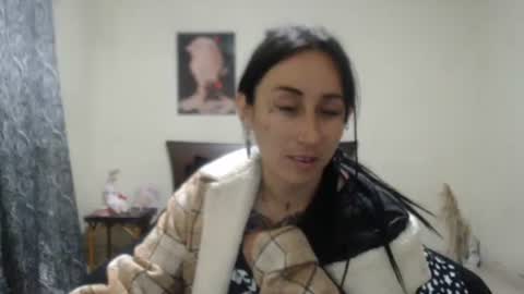 bella_luna34 online show from March 26, 3:52 am