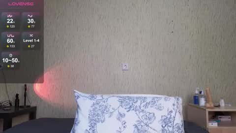 Bella online show from September 25, 6:39 pm