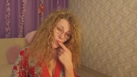 Bella online show from February 13, 4:19 pm