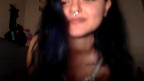 bellablue online show from February 4, 6:04 am