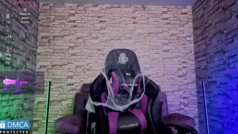   online show from October 27, 11:32 pm