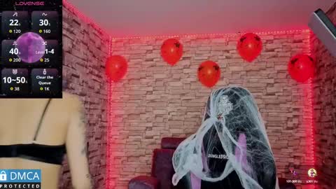   online show from October 7, 7:18 pm