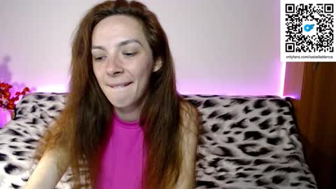 bellaqueen0701 online show from February 4, 11:41 pm