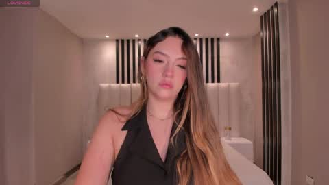  Bella Rose  online show from March 29, 4:44 am