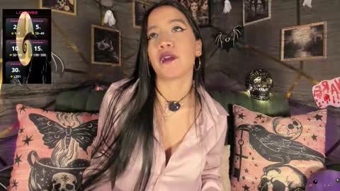  Isabella  Independent model online show from October 16, 12:08 pm