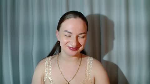 belle_fiesta online show from April 7, 10:34 pm