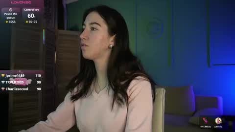 Bella online show from November 16, 6:52 pm