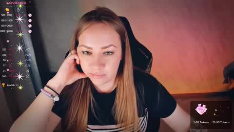 Your Annabelle Wolf  online show from October 11, 5:15 pm