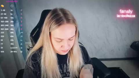 Your Annabelle Wolf  online show from March 18, 4:56 pm