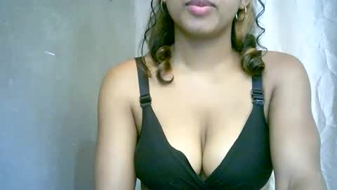 bellibellah online show from March 15, 7:21 am