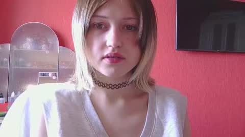 belovedmary online show from March 27, 8:26 am