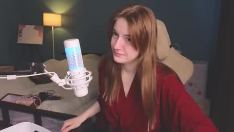 Snapshot of benty_bunny chatting on October 2, 11:15 am Alice online show from October 2, 11:15 am