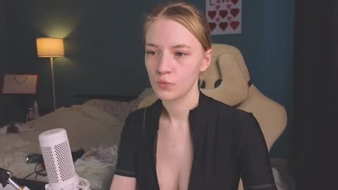 Snapshot of benty_bunny chatting on February 22, 11:13 am Alice online show from February 22, 11:13 am