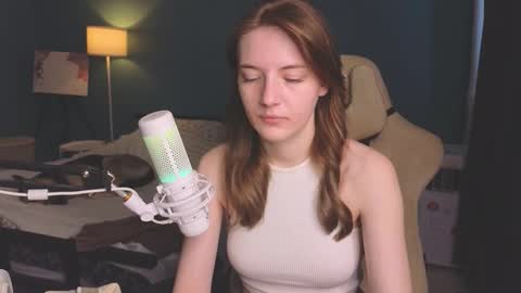 Snapshot of benty_bunny chatting on September 16, 10:34 am Alice online show from September 16, 10:34 am