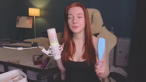 Snapshot of benty_bunny chatting on October 25, 10:23 am Alice online show from October 25, 10:23 am