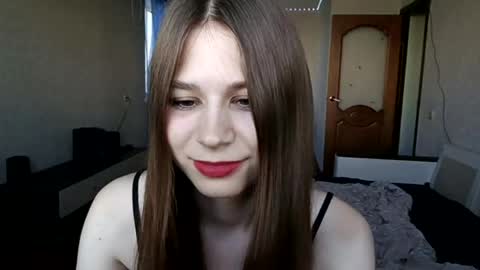 Leila online show from June 7, 12:34 pm
