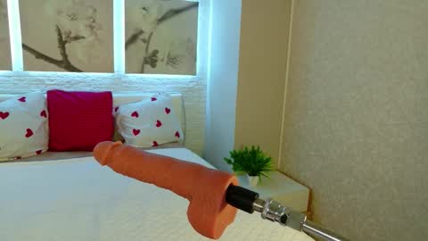 Betty online show from February 15, 8:41 pm