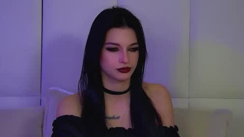 Beverly online show from November 15, 7:42 am