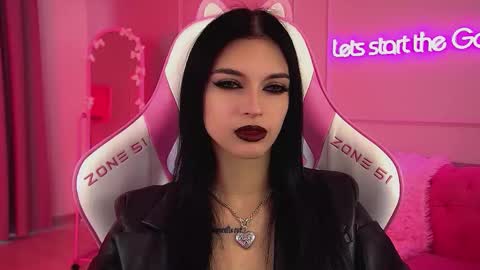 Beverly online show from February 6, 8:39 am